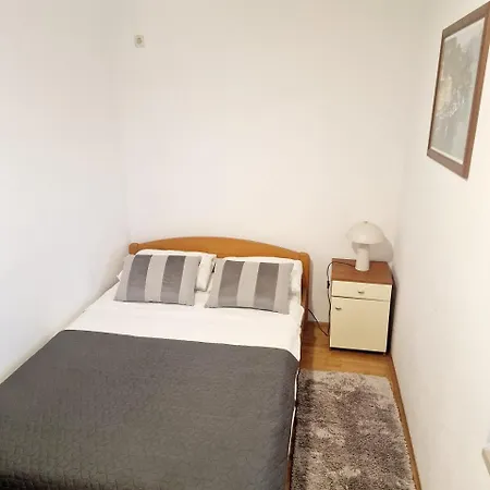 Drive & Apartment Korcula Town